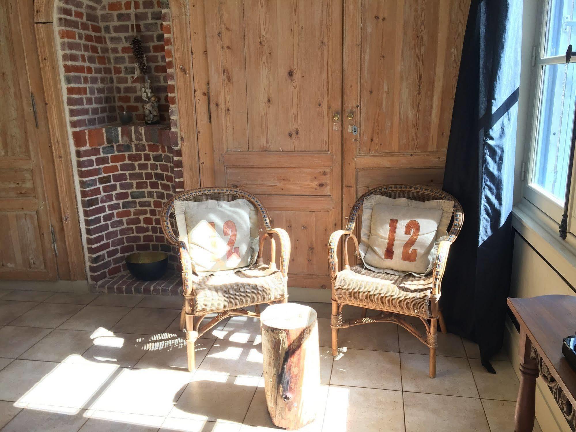 Appartements Du Clos Vorin 옹플뢰르 외부 사진